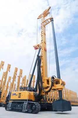 徐工再創輝煌 12款產品榮膺“金手指”與“TOP50”大獎，彰顯工程機械領軍實力